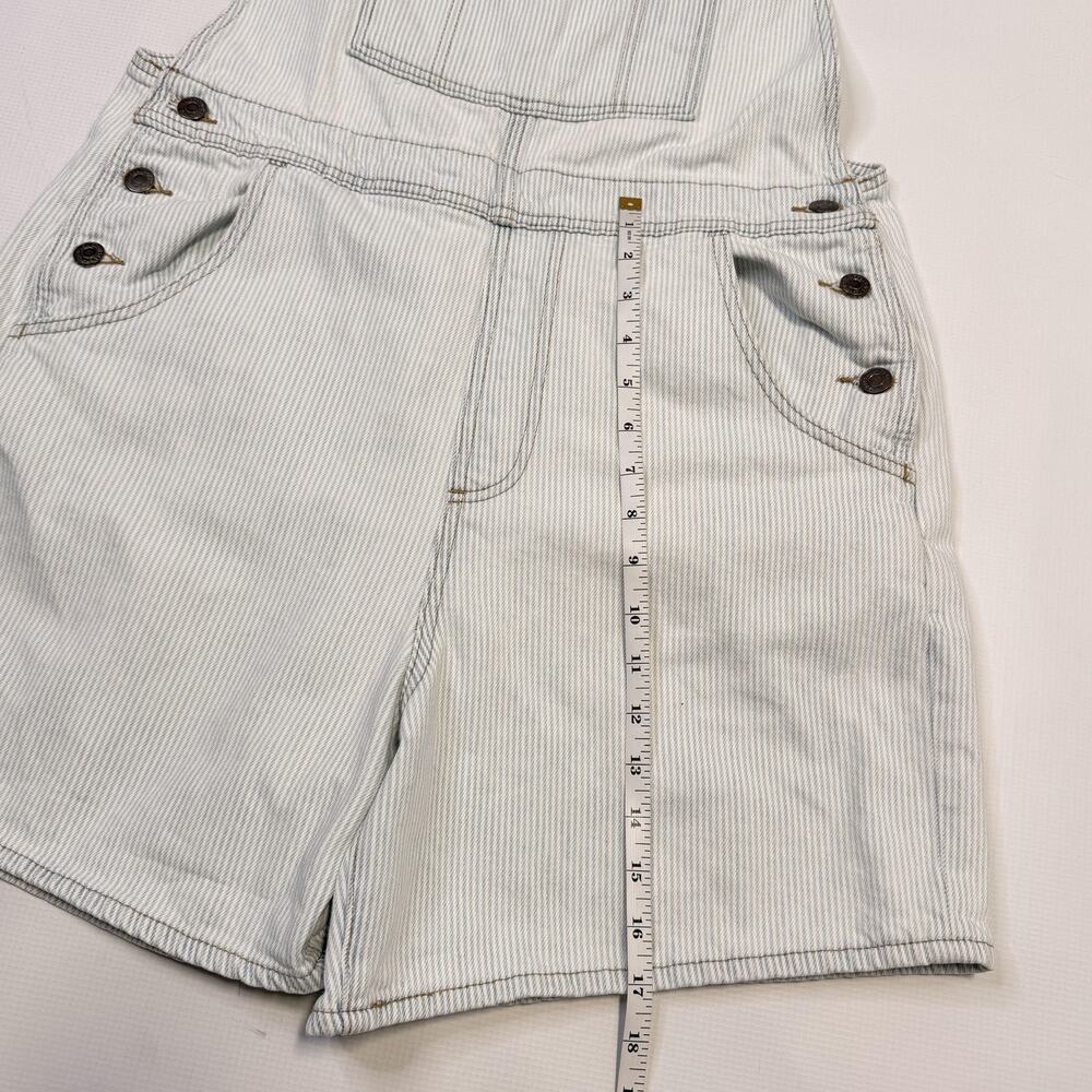 Levi's Overall Shorts Womens Large Blue Striped Denim Adjustable Straps Pockets - Picture 6 of 15